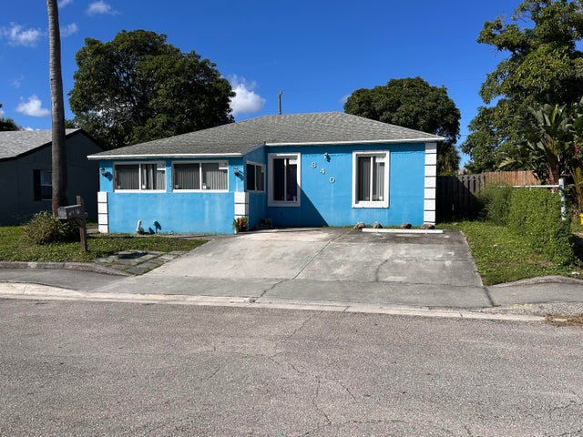 1 of 6 - 840 W 2nd Street, Riviera Beach, FL