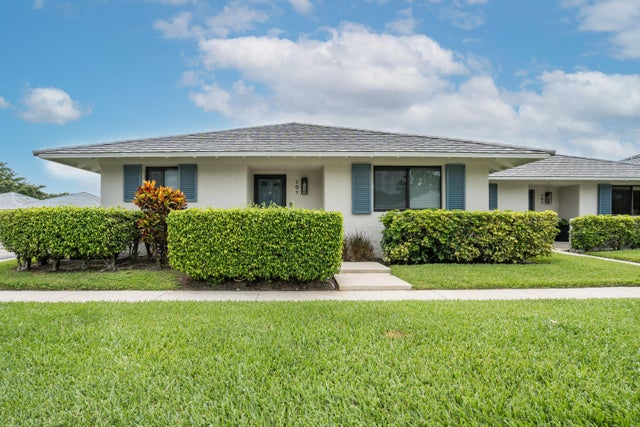 1 of 18 - 101 Club Drive, Palm Beach Gardens, FL