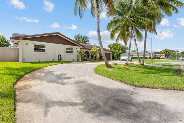 2 of 64 - 4430 Gardenia Drive, Palm Beach Gardens, FL