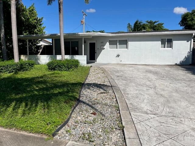1 of 17 - 631 N 70th Avenue, Hollywood, FL
