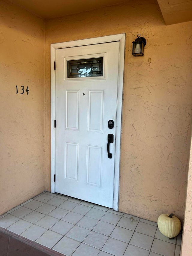 1 of 10 - 4500 N Federal Highway #134-d, Lighthouse Point, FL