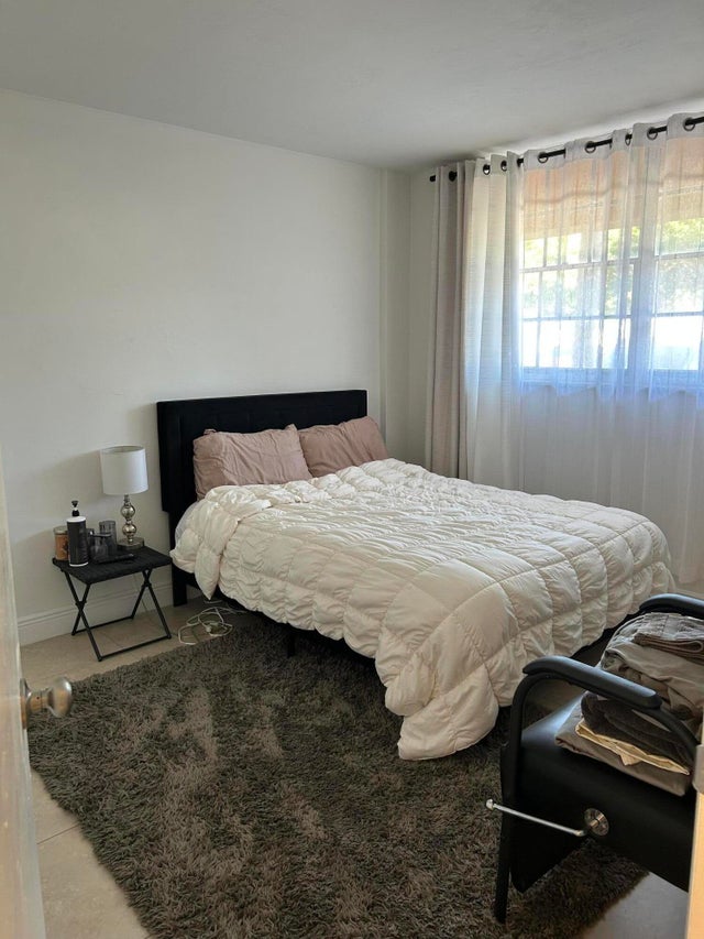 4 of 10 - 4500 N Federal Highway #134-d, Lighthouse Point, FL