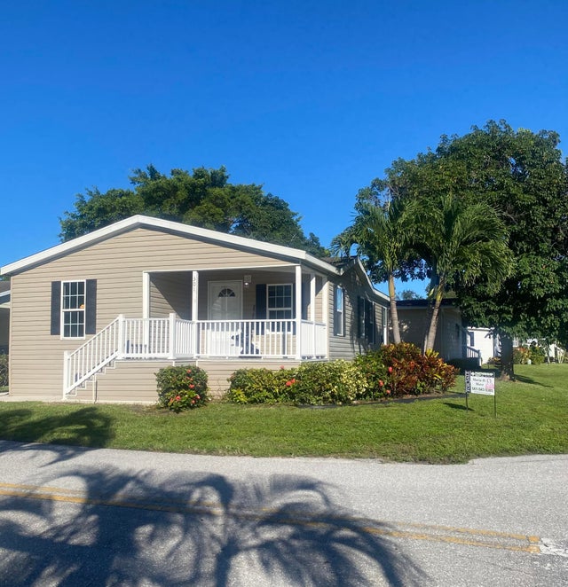 1 of 31 - 2555 Pga Boulevard #301, Palm Beach Gardens, FL