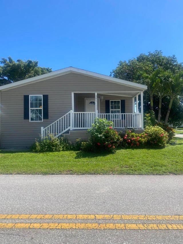 4 of 31 - 2555 Pga Boulevard #301, Palm Beach Gardens, FL