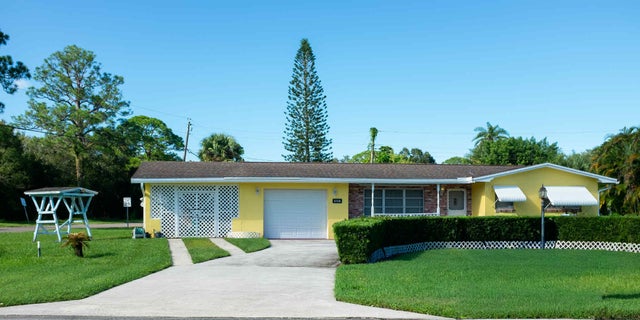 1 of 12 - 8006 Santana Avenue, Fort Pierce, FL