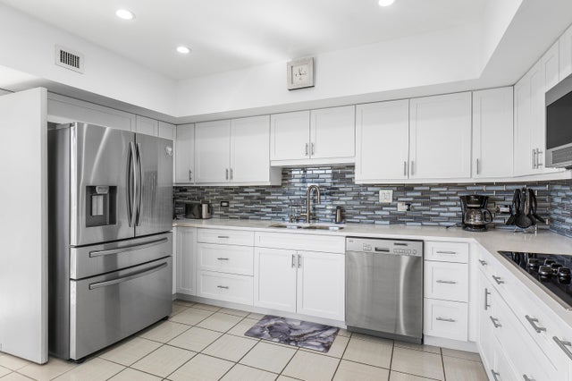 5 of 26 - 3120 S Ocean Boulevard #1502, Palm Beach, FL