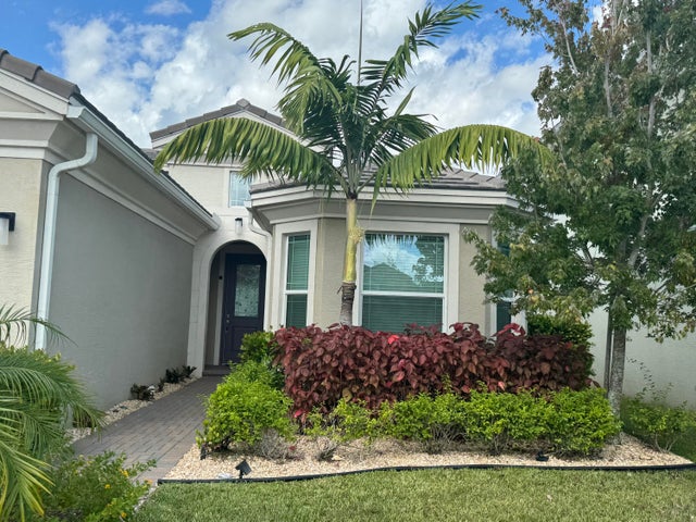 4 of 17 - 15127 Goldfinch Circle, Westlake, FL
