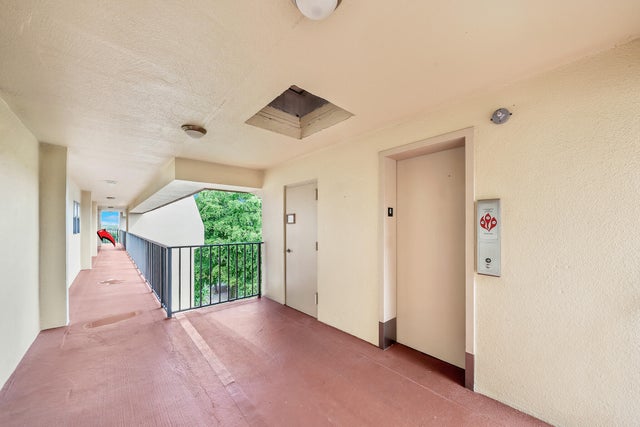3 of 59 - 3524 Via Poinciana #604, Lake Worth, FL