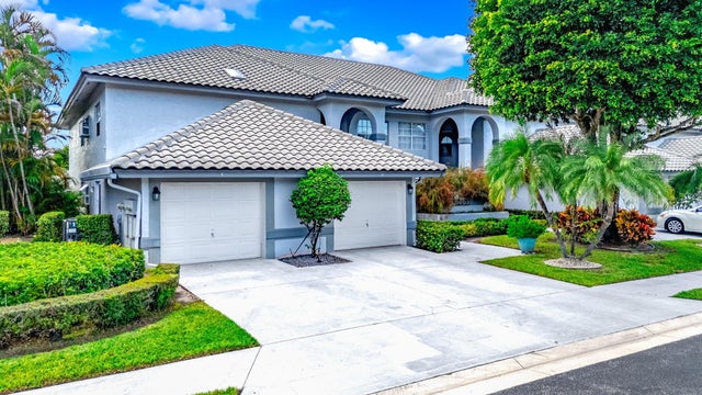 1 of 60 - 11603 Briarwood Circle #1, Boynton Beach, FL