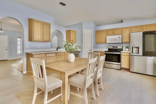 4 of 12 - 3296 Wideman Avenue Se, Palm Bay, FL