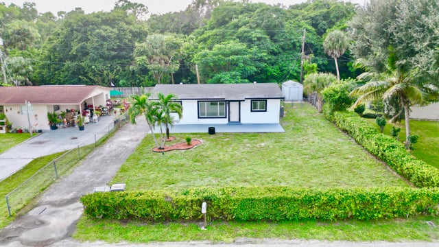 3 of 26 - 773 Arlington Drive, West Palm Beach, FL