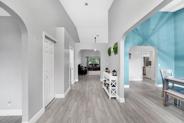 5 of 55 - 13935 Geranium Place, Wellington, FL