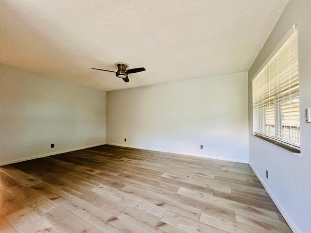 4 of 18 - 260 Dorchester K, West Palm Beach, FL