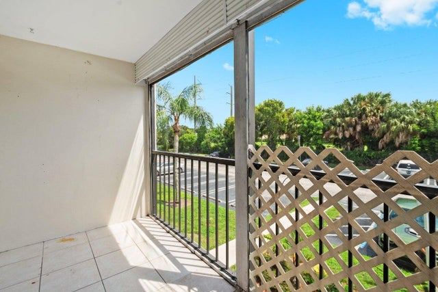 3 of 15 - 1111 Green Pine Boulevard #a2, West Palm Beach, FL
