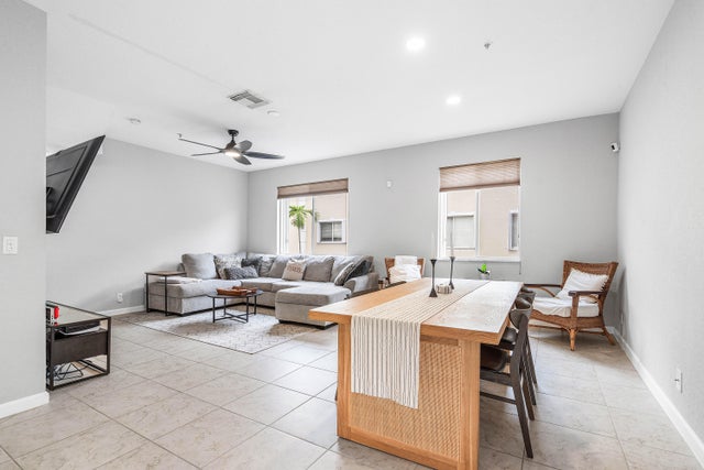 5 of 23 - 2897 S Greenleaf Circle, Boynton Beach, FL