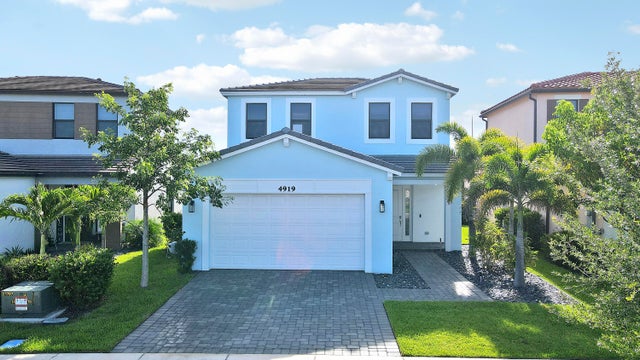 1 of 31 - 4919 Coquina Place, The Acreage, FL