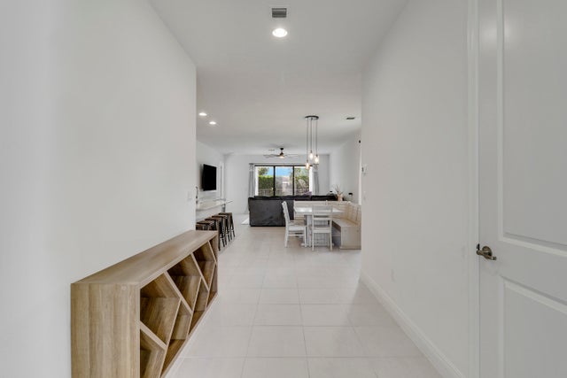 2 of 31 - 4919 Coquina Place, The Acreage, FL