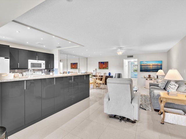 2 of 53 - 4855 Nw 3rd Court #c, Delray Beach, FL