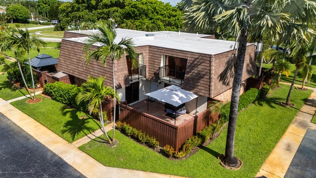 1 of 34 - 2546 Sw 15th Street #2546, Deerfield Beach, FL