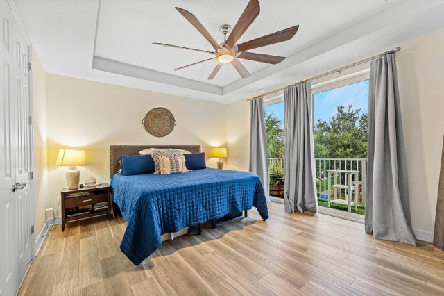 4 of 50 - 1056 Community Drive, Jupiter, FL