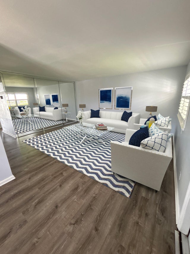1 of 6 - 5 Valencia #a, Delray Beach, FL