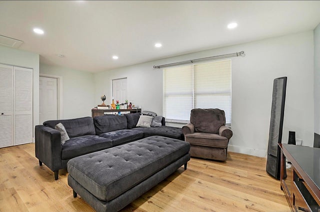 3 of 22 - 1800 Nw 14th Avenue, Fort Lauderdale, FL
