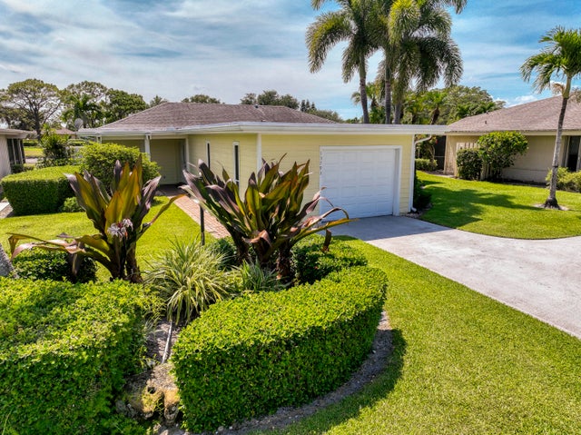 3 of 47 - 13793 Whispering Lakes Lane, Palm Beach Gardens, FL