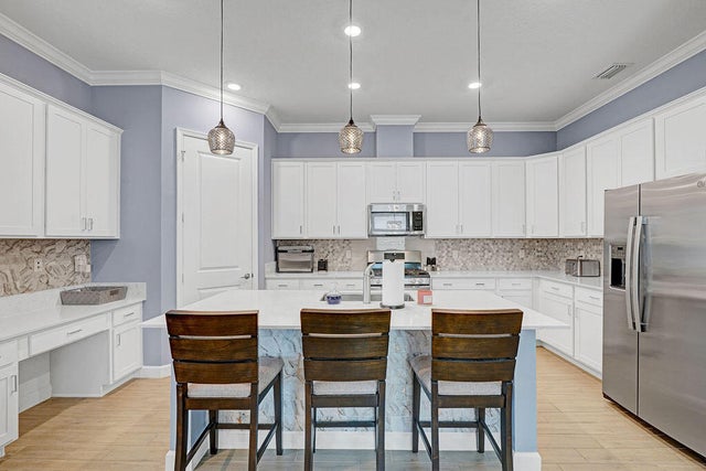 Photo of Listing #RX-11132979