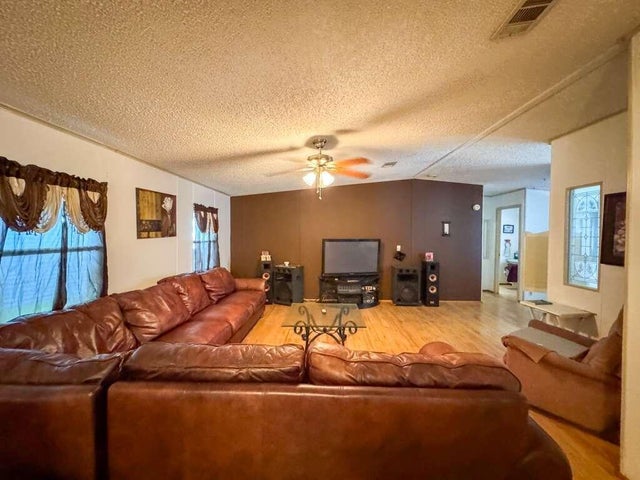 2 of 19 - 3397 Lake Overlook Pl, Lantana, FL