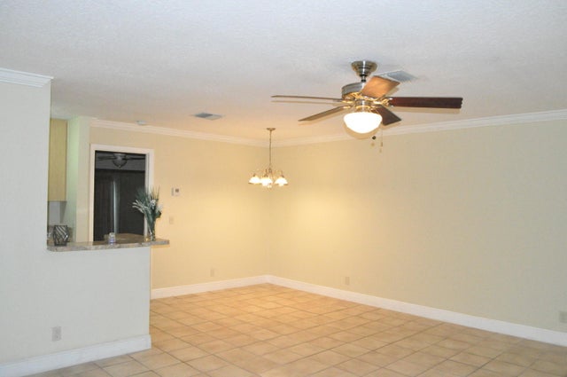 5 of 17 - 10 Crossings Circle #a, Boynton Beach, FL