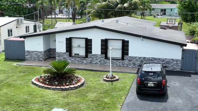 2 of 33 - 6270 Nw 24th Court, Margate, FL