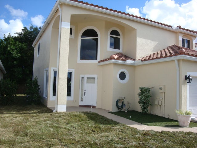 4 of 70 - 225 Maplewood Lane, Greenacres, FL