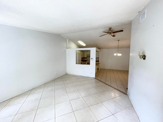 2 of 12 - 4290 Woodstock Drive #d, West Palm Beach, FL