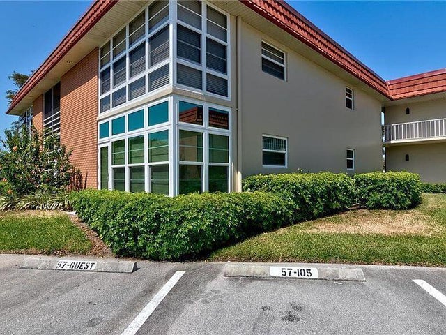 1 of 17 - 63 Tall Oaks Circle, Tequesta, FL