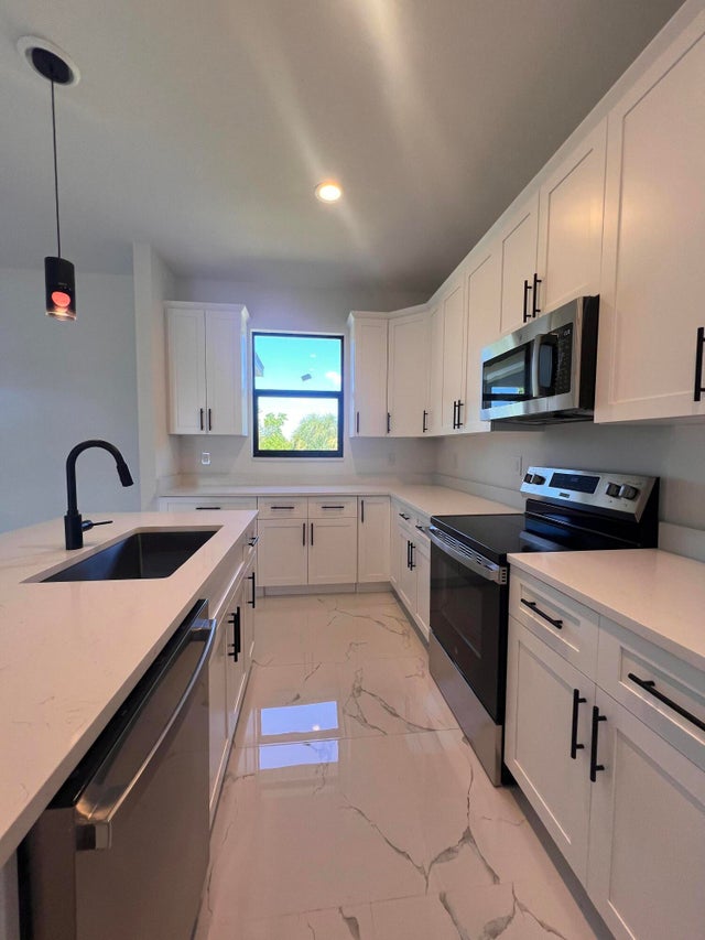 2 of 35 - 15725 Autry Circle, Port Charlotte, FL