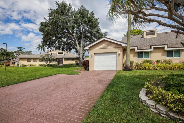 3 of 42 - 6827 Fountains Circle, Lake Worth, FL
