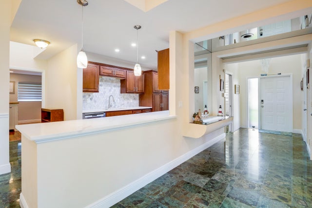 5 of 42 - 6827 Fountains Circle, Lake Worth, FL
