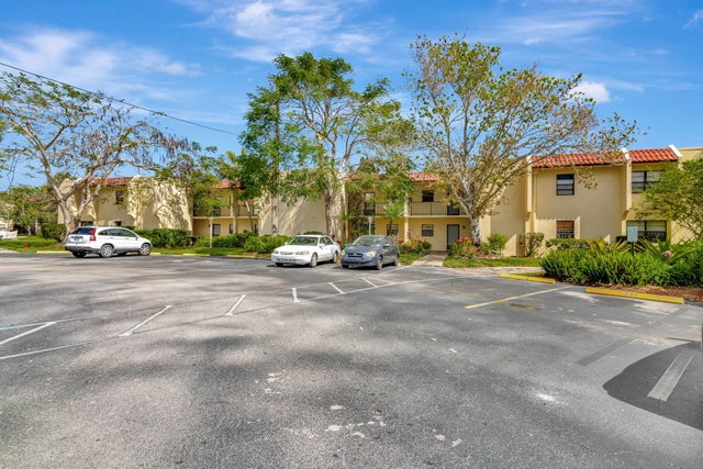 3 of 35 - 2050 Se Oleander Boulevard #2106, Fort Pierce, FL