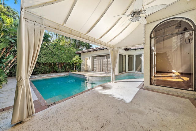 3 of 8 - 260 Everglade Avenue, Palm Beach, FL