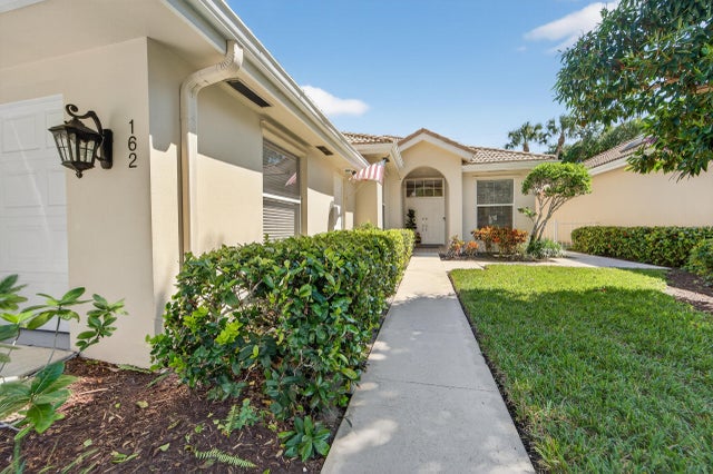2 of 57 - 162 E Hampton Way, Jupiter, FL