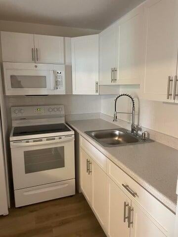 2 of 17 - 407 Sheffield #q, West Palm Beach, FL