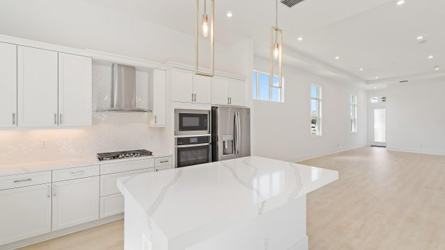 5 of 45 - 228 Se Via Sangro, Port Saint Lucie, FL