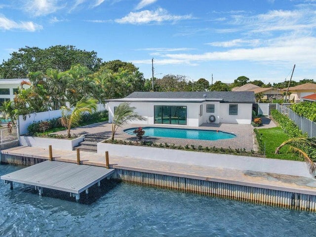 2 of 10 - 500 Venice Drive, Boynton Beach, FL