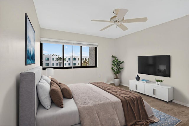 5 of 47 - 4242 Deste Court #301, Lake Worth, FL