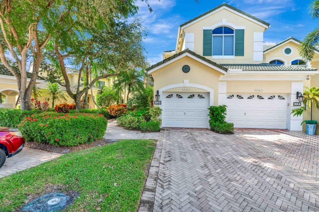 2 of 37 - 104 Palm Point Circle #c, Palm Beach Gardens, FL