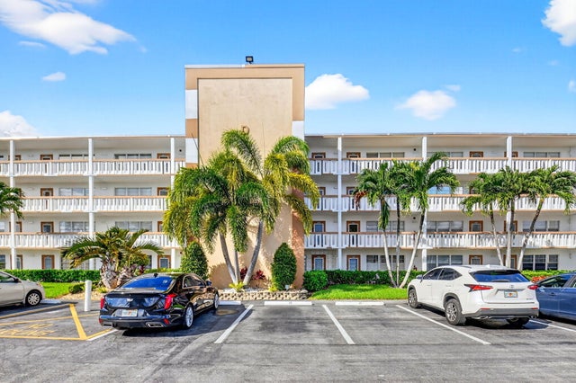 1 of 33 - 1069 Cornwall D #d, Boca Raton, FL