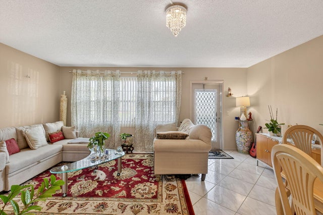3 of 33 - 1069 Cornwall D #d, Boca Raton, FL