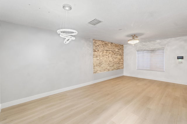 3 of 17 - 176 Se 2nd Street Se, Deerfield Beach, FL