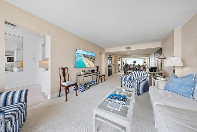 4 of 20 - 1801 S Flagler Drive #1206, West Palm Beach, FL