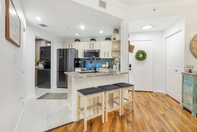 2 of 30 - 1805 N Flagler Drive #103, West Palm Beach, FL